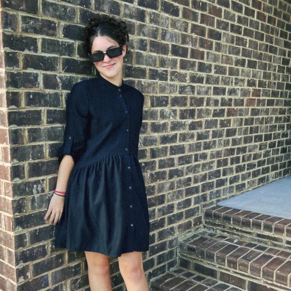 Meet your Posher, Norah - Picture 1 of 1